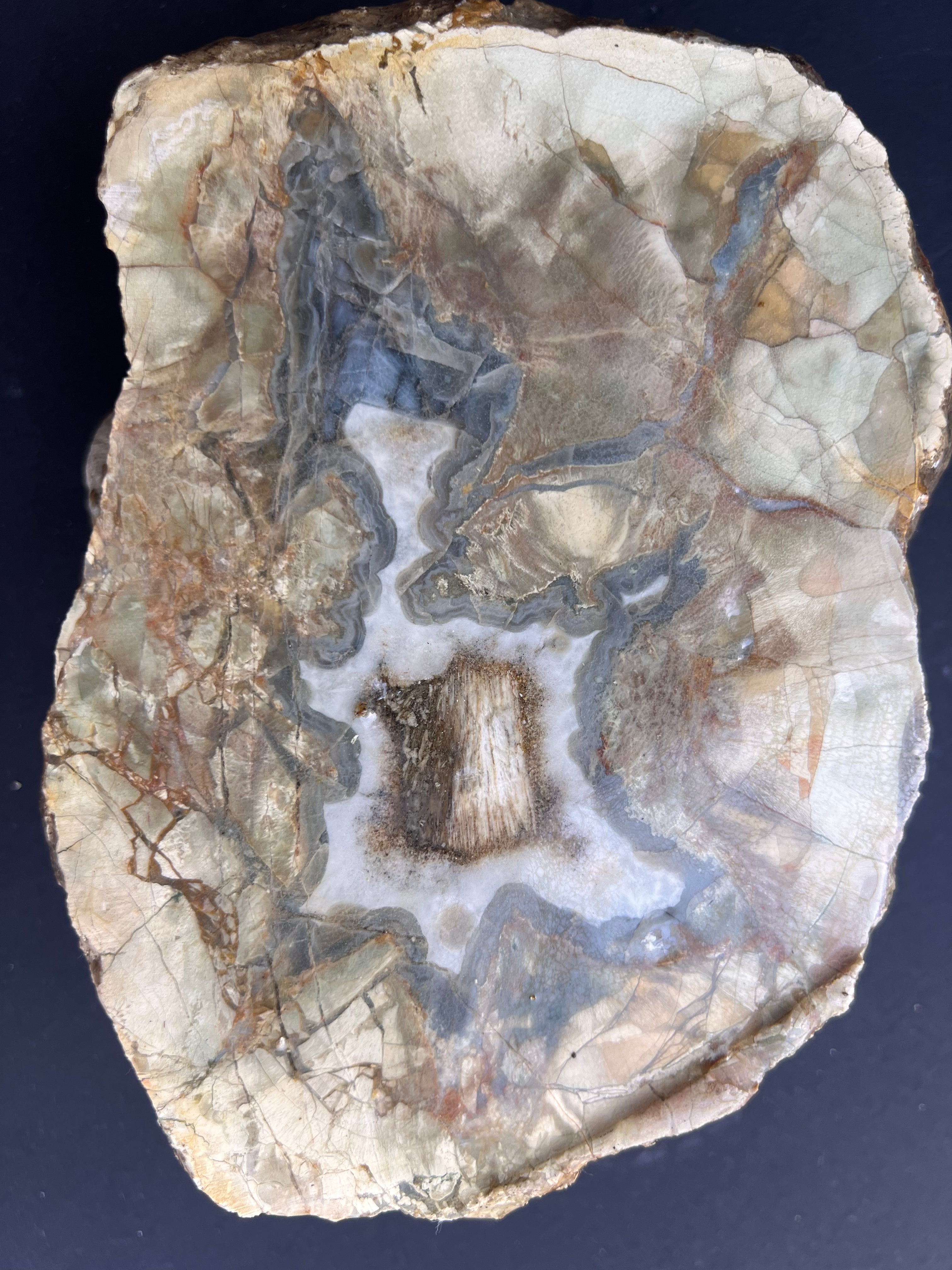 Premium Mount Hay Thunderegg – Queensland, Australia