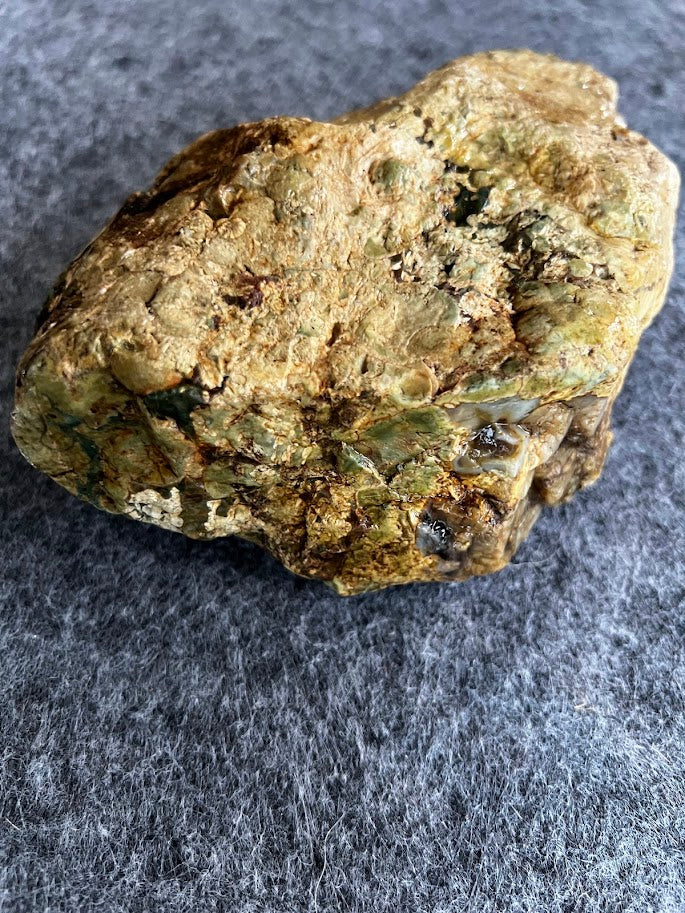 Genuine Hand-Dug Australian Agate